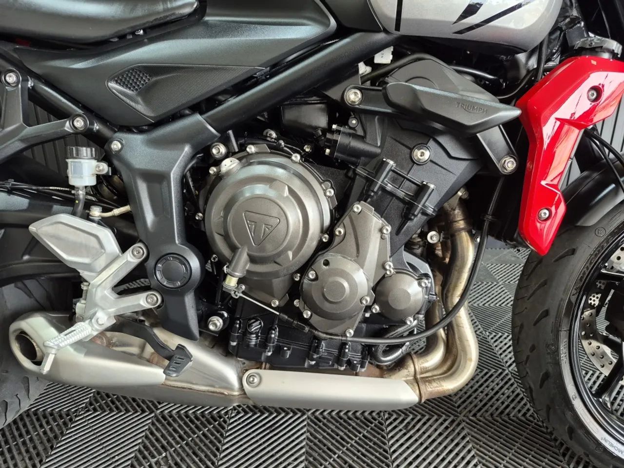Triumph Trident 660 2024 - Foto 5