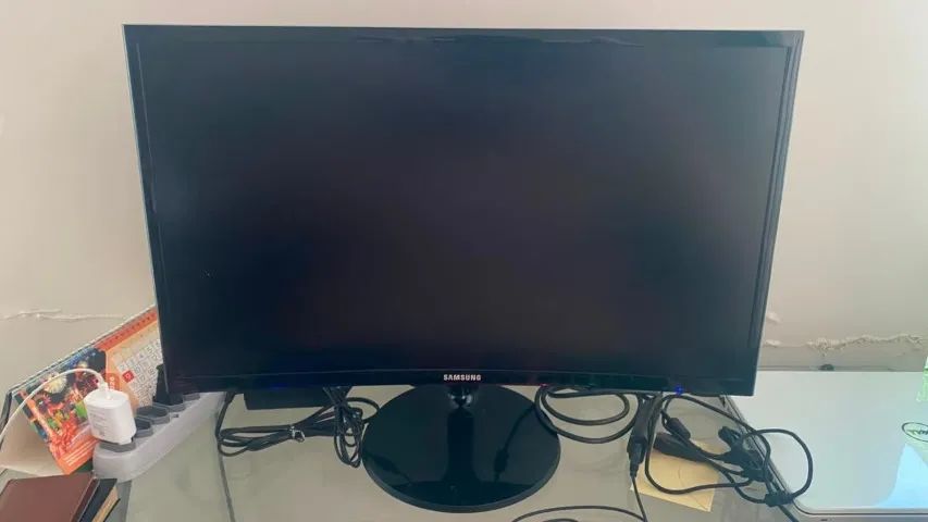 Monitor Samsung Curvo 24" Full HD - C24F390FHL