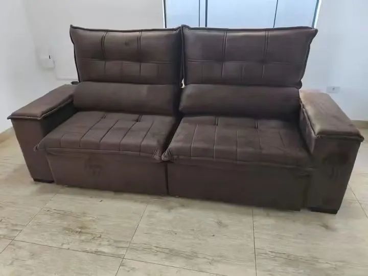 Sofá retrátil e reclinável novo  - Foto 4