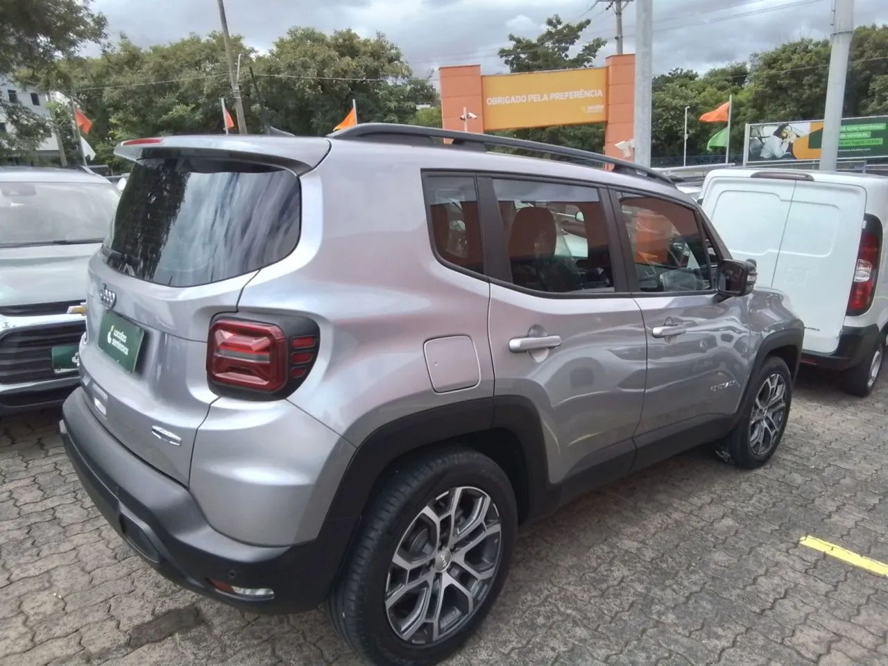 Jeep Renegade Long. T270 1.3 TB 4x2 Flex Aut., foto 7 de 14
