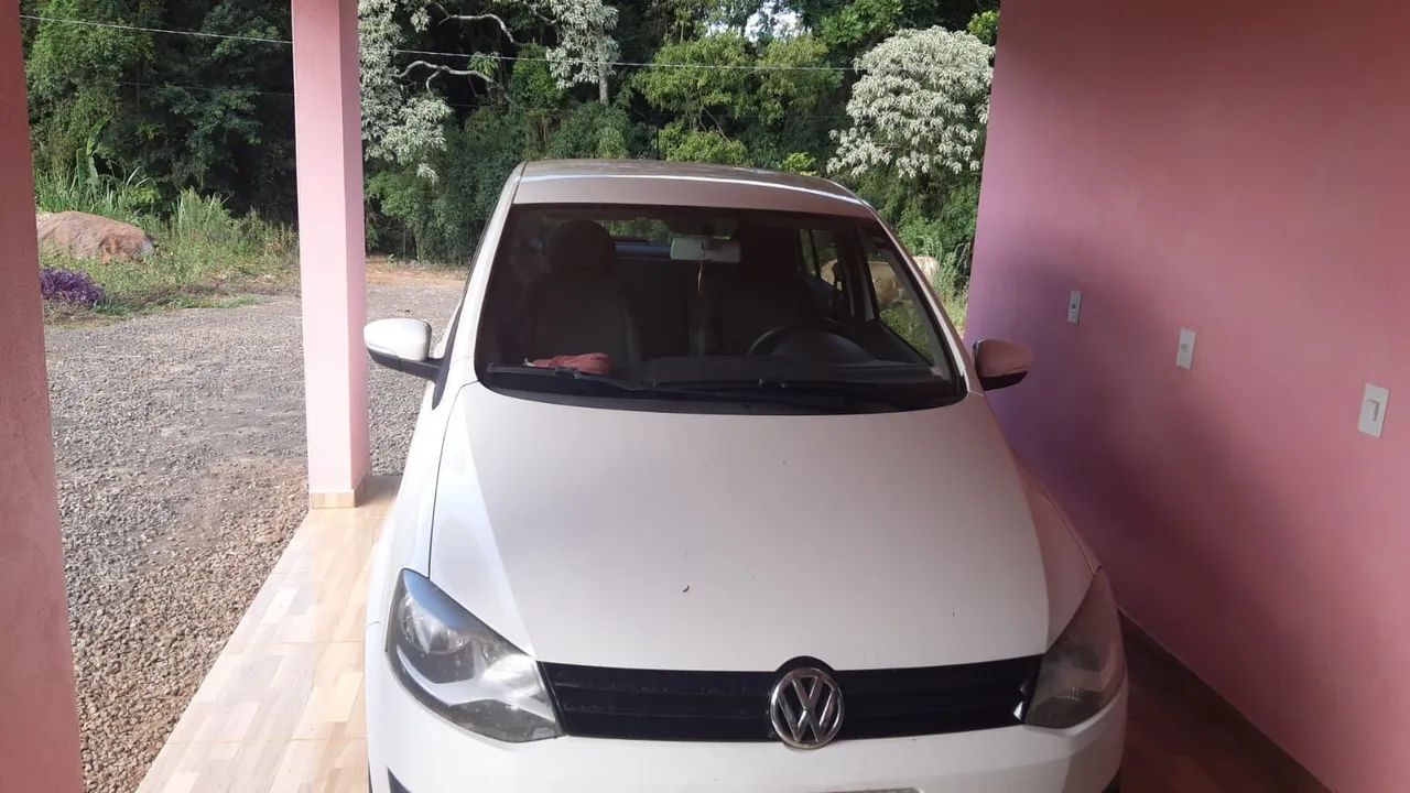 Volkswagen Fox 1.0 MI Total Flex 8V 5P 2014