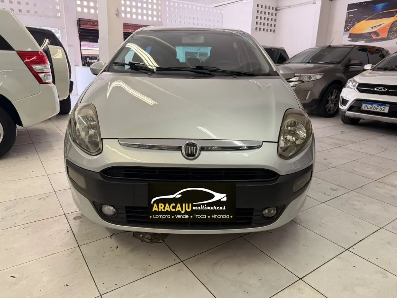 Fiat Punto Sporting Dualogic 1.8 Flex 16V 5P 2014 - Foto 2