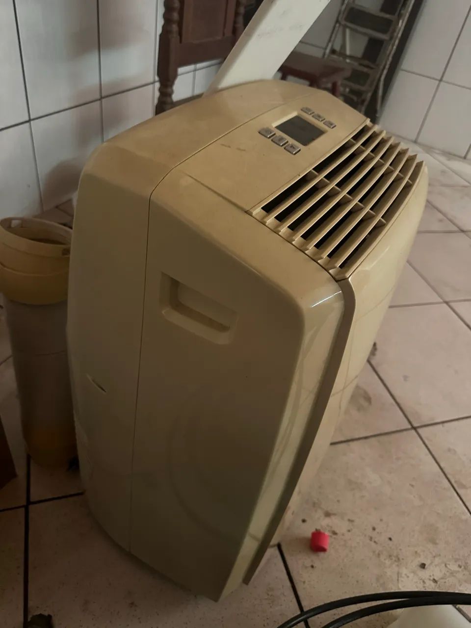 Ar Cond portátil funcionando perfeitamente 