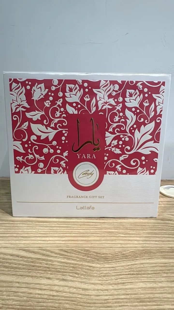 Kit Yara Candy - Perfume 100ml + Perfume 12ml + Spray de cabelo 50ml 