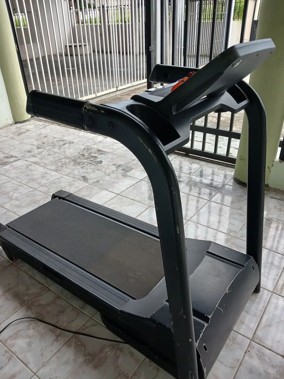 Vendo esteira ergometrica 