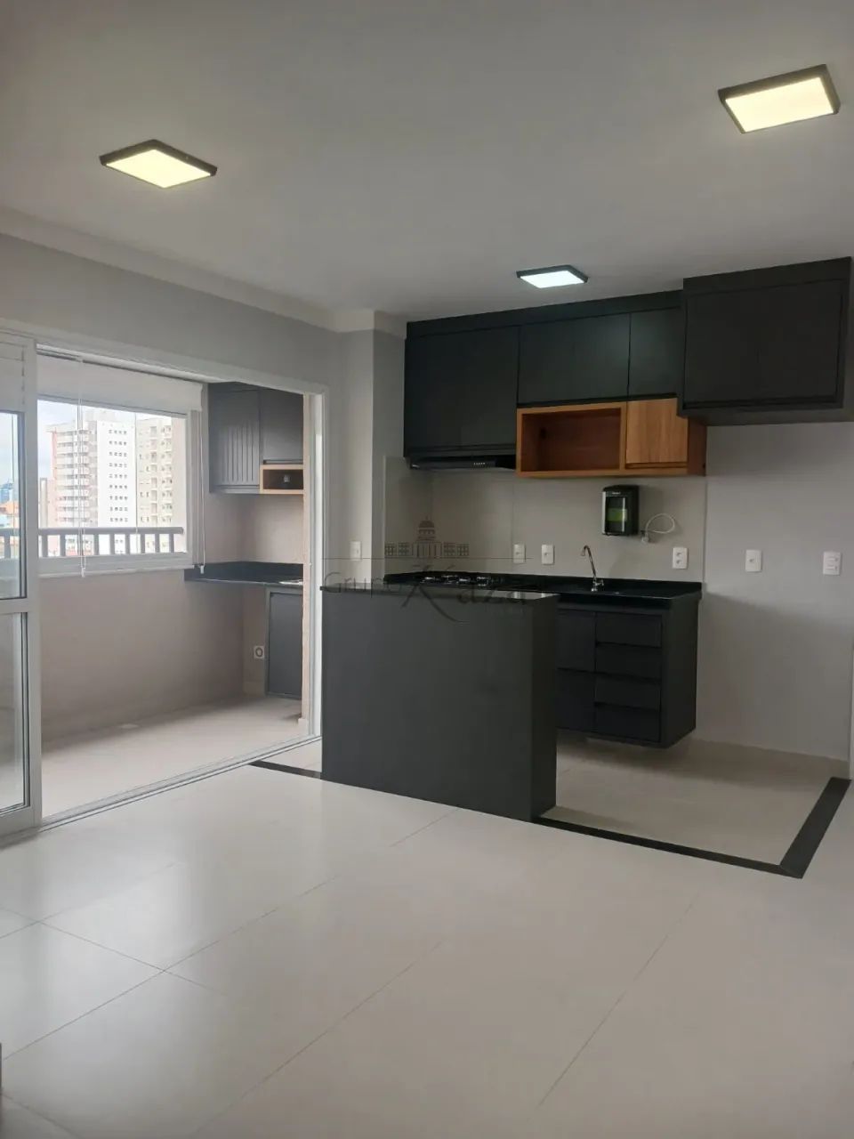 Apartamento - Edifício Versati - Jardim Satélite - 2 Dormitórios - 54m².