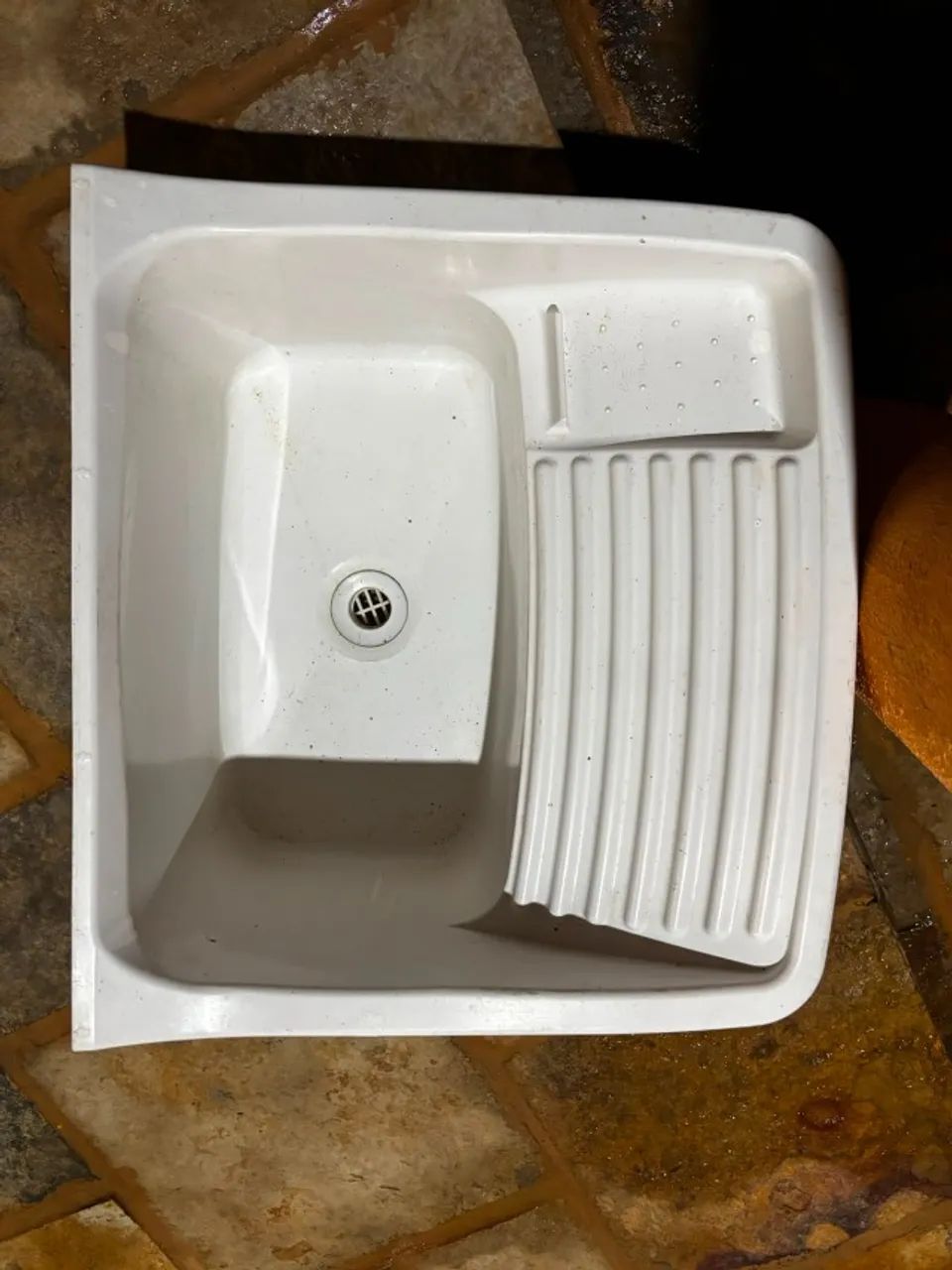 Tanquinho Branco de Plástico