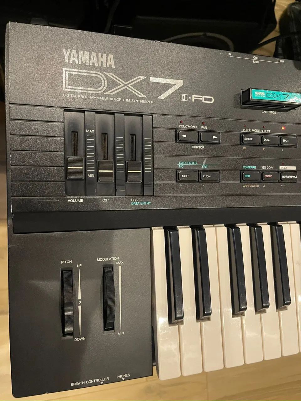 Yamaha DX7 FDII com card - Instrumentos musicais - Jardim Arlindo