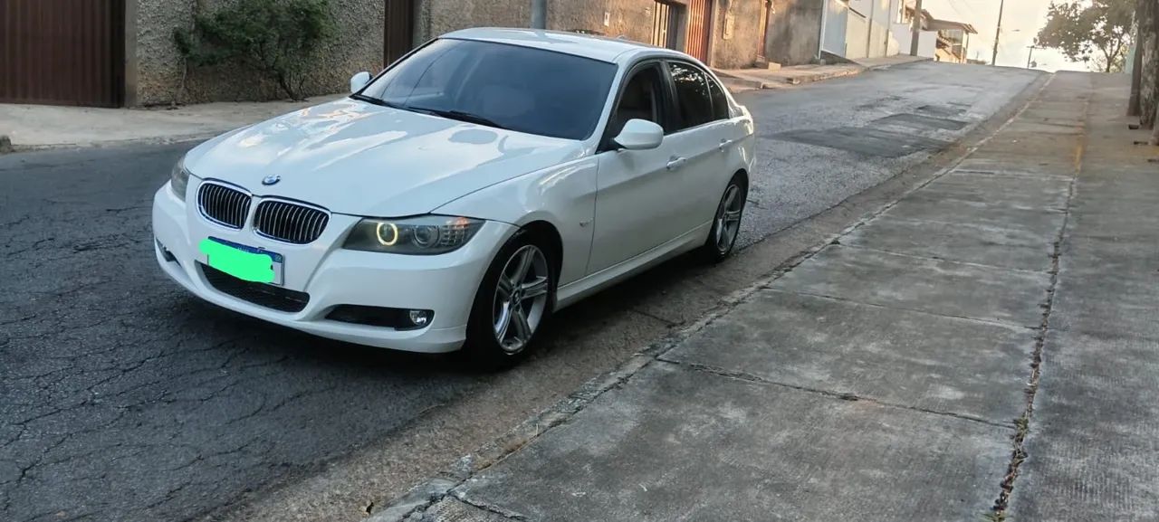 BMW 320I A 2012