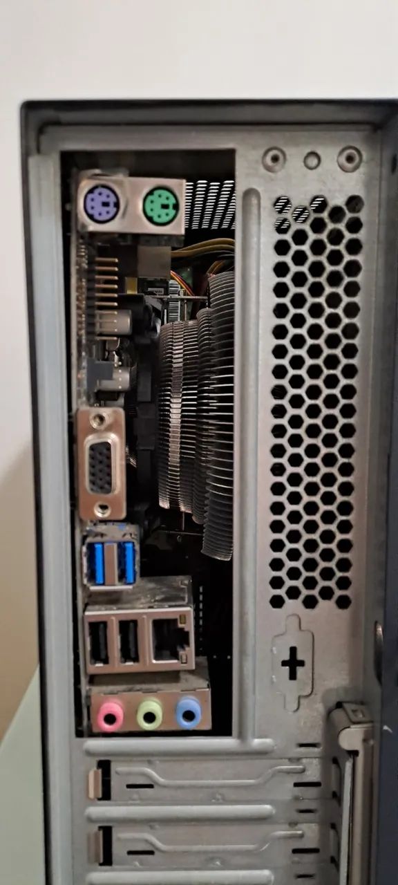 CPU Intel Core i3 3.70 Ghz - Foto 5