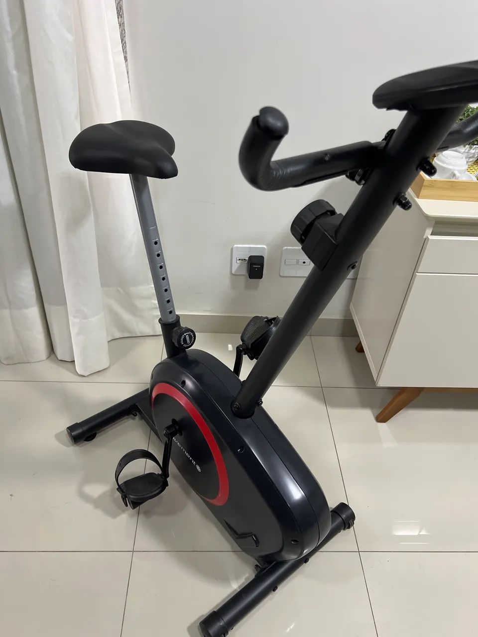 Bicicleta ergométrica moviment 