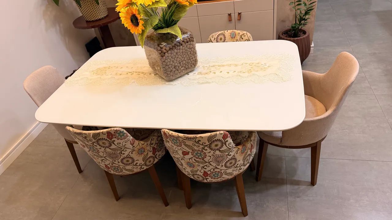 Mesa com 6 cadeiras - Foto 3