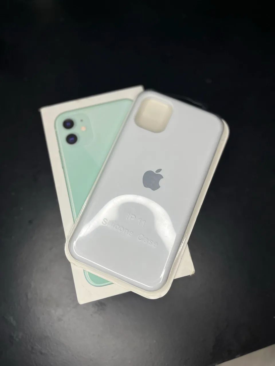 OPORTUNIDADE!! IPHONE 11 Bateria 100% - Celulares e Smartphones