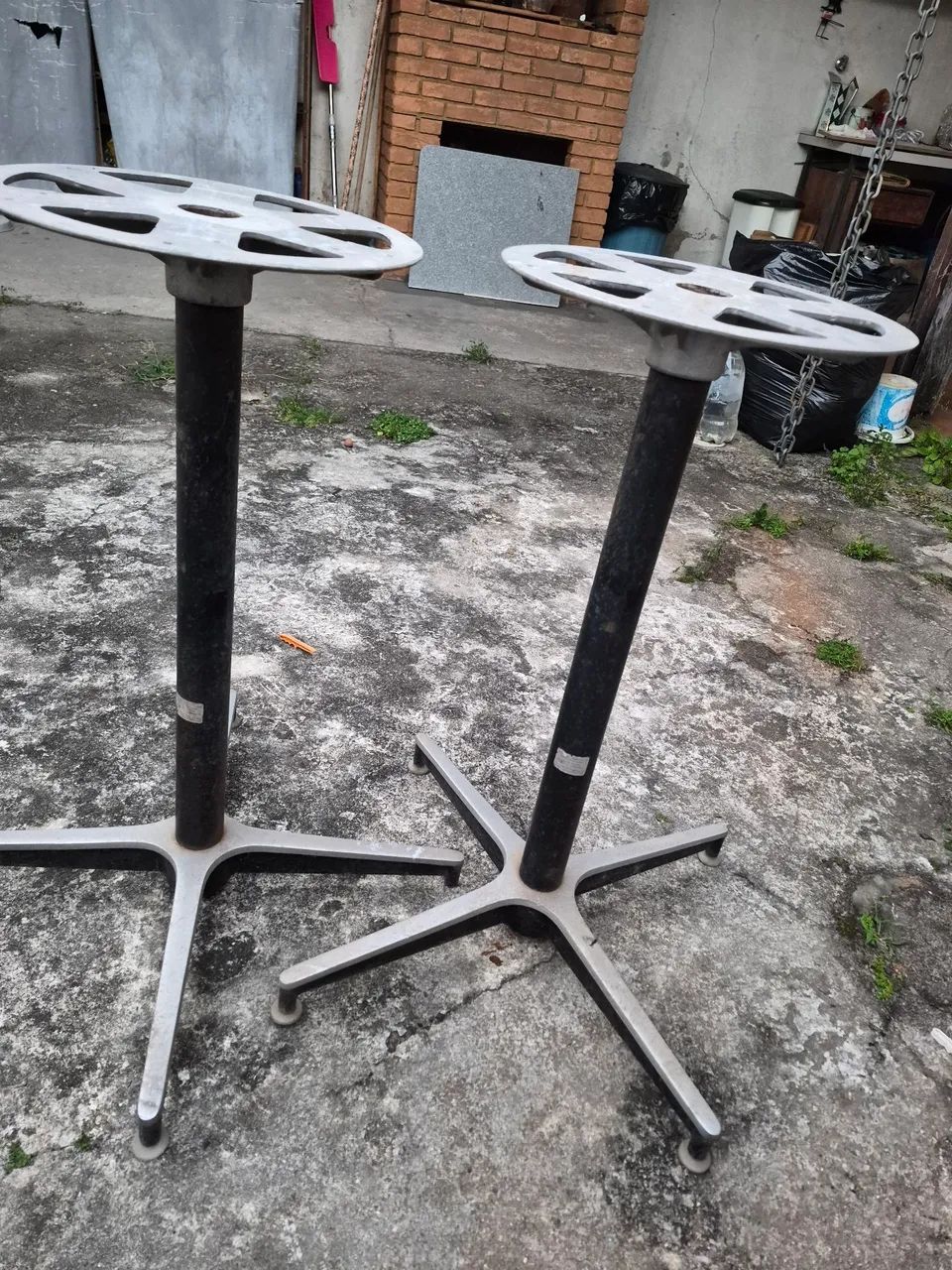 2 pés de mesa de alumínio fundido! - Foto 3