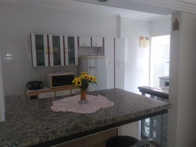 Apto em Frente a Praia na Ocian -2 quartos- 10 pessoas - Foto 9