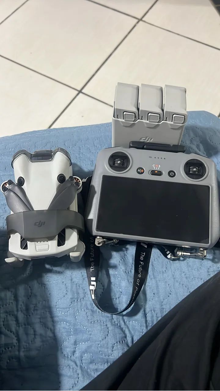 Drone DJI Mini 4 pro controle com tela (COMBO) - Foto 5