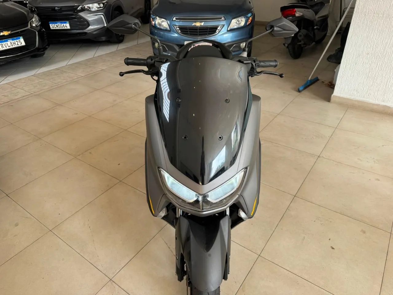 Nmax SE Cinza 2024 com 17000km - Foto 4