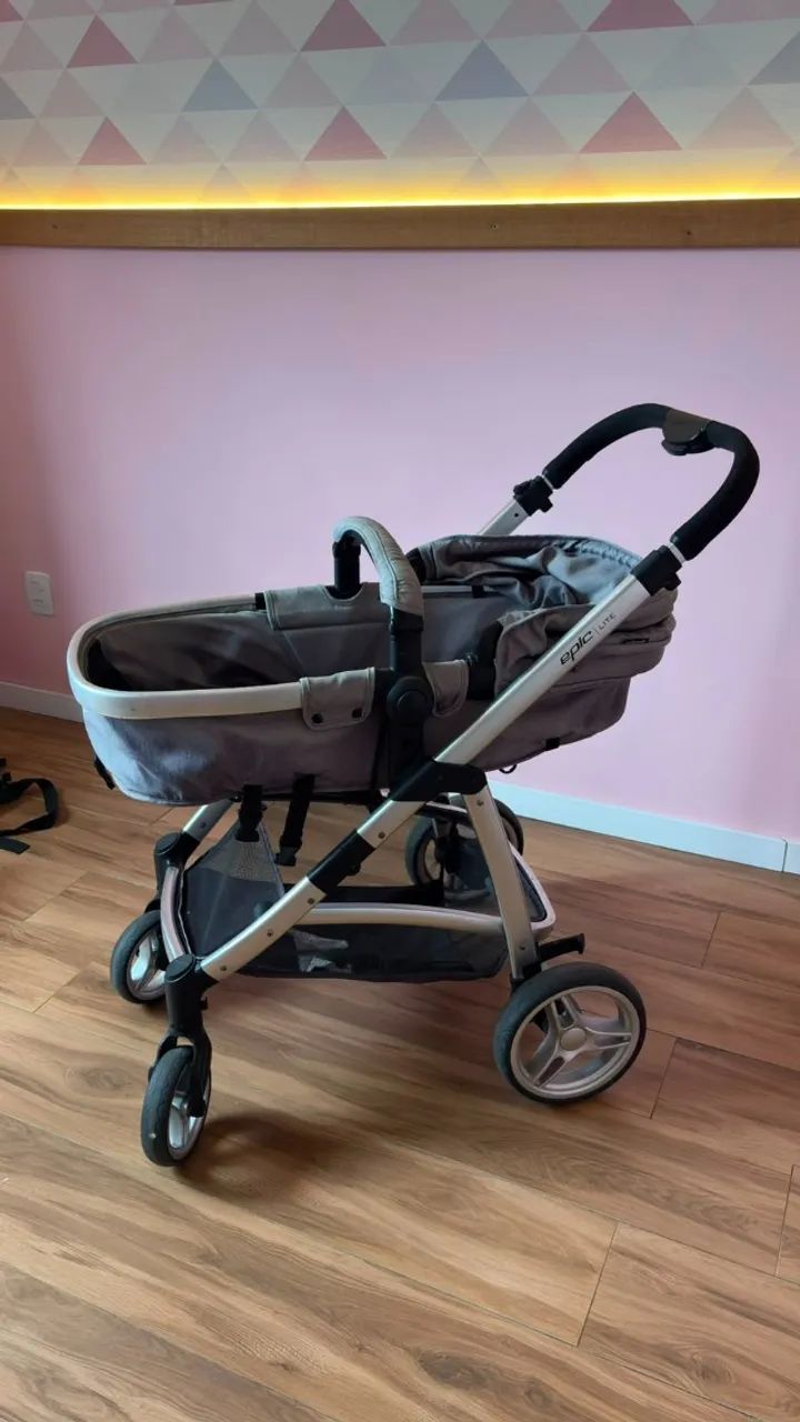 carrinho de bebe infanti epic lite - Foto 2