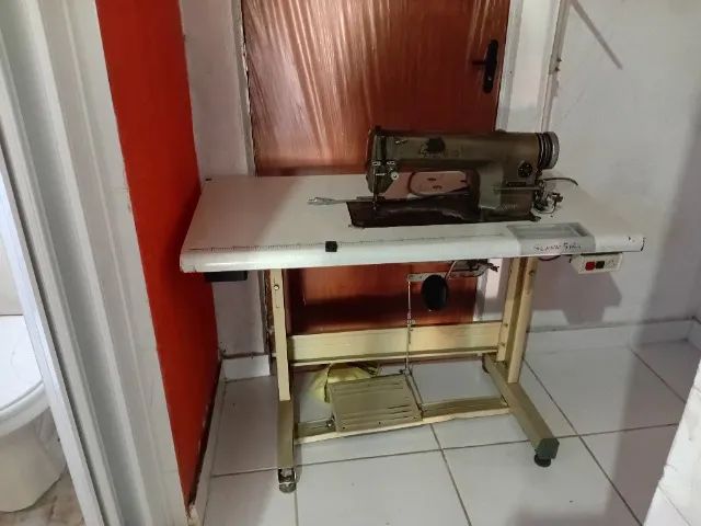 Maquina de costura industrial 
