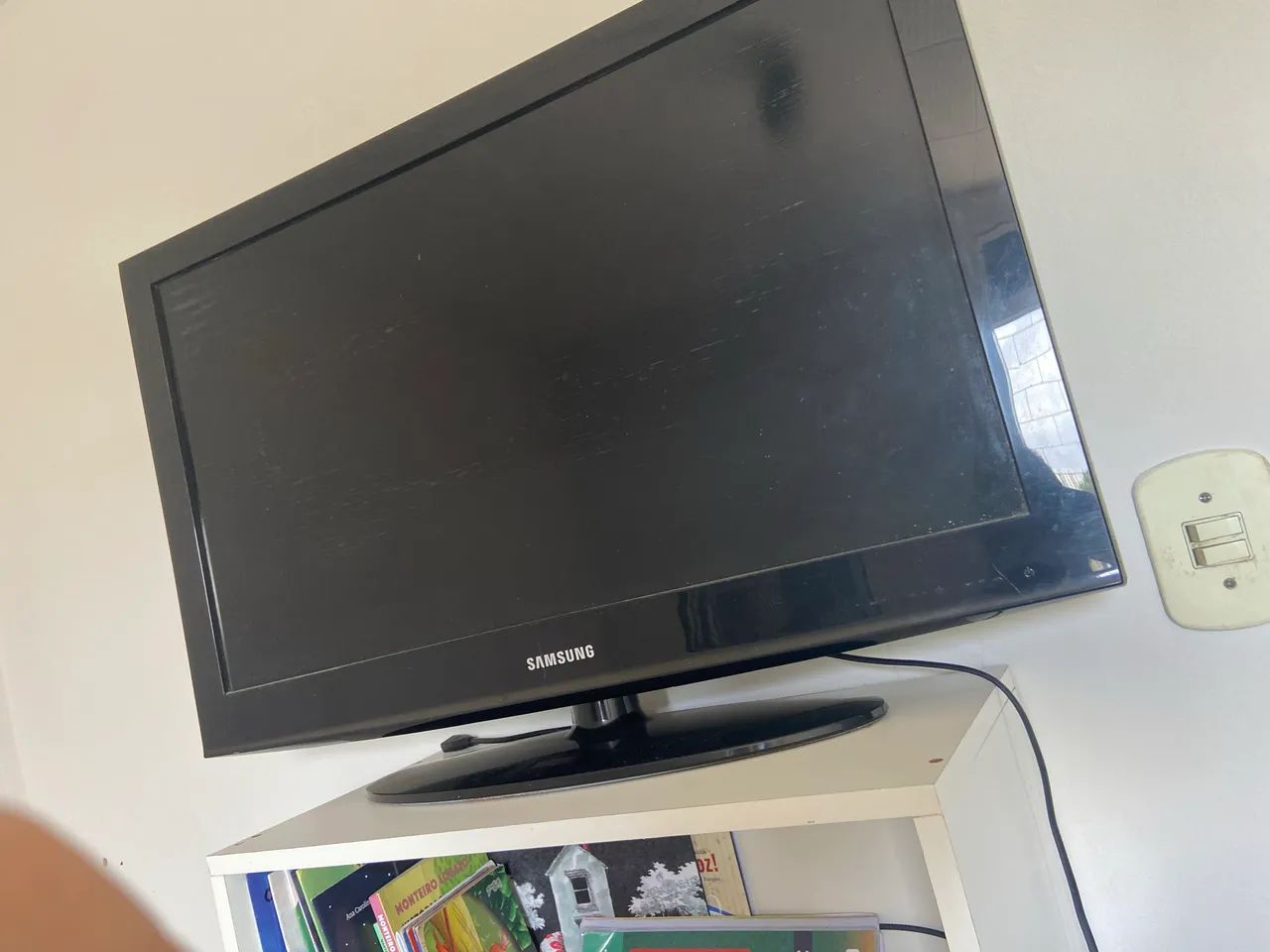 Vende se tv, está sem ligar - Foto 3