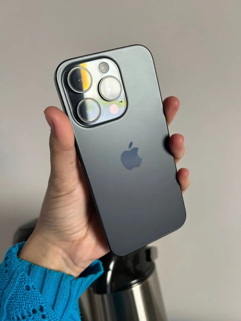 iPhone 15 pro - 256gb - 86% de saúde - Celulares e Smartphones