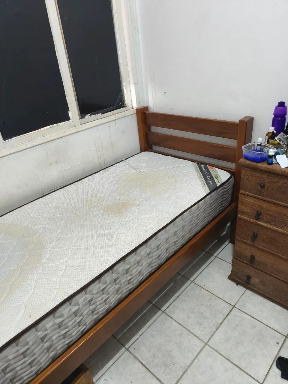 Cama de solteiro madeira de lei + Colchão  - Foto 2