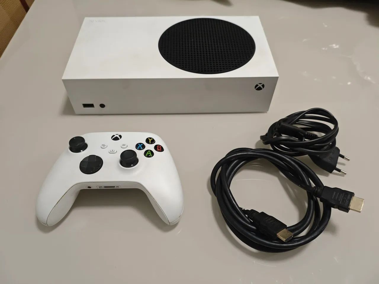 XBOX Series S 512 GB - perfeito com caixa