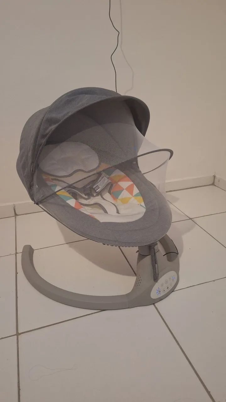 Cadeirinha de balanço inteligente 