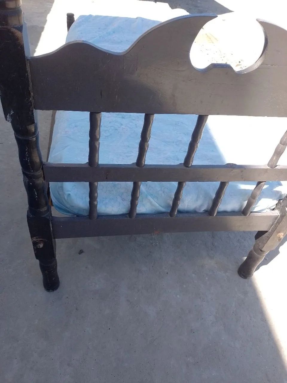 Cama com colchão 