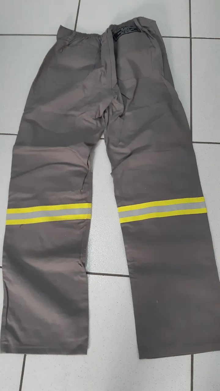 Conjunto de roupas de segurança mais capacete  - Foto 5