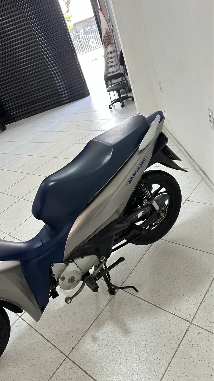 Biz 125 Ex  - Foto 4