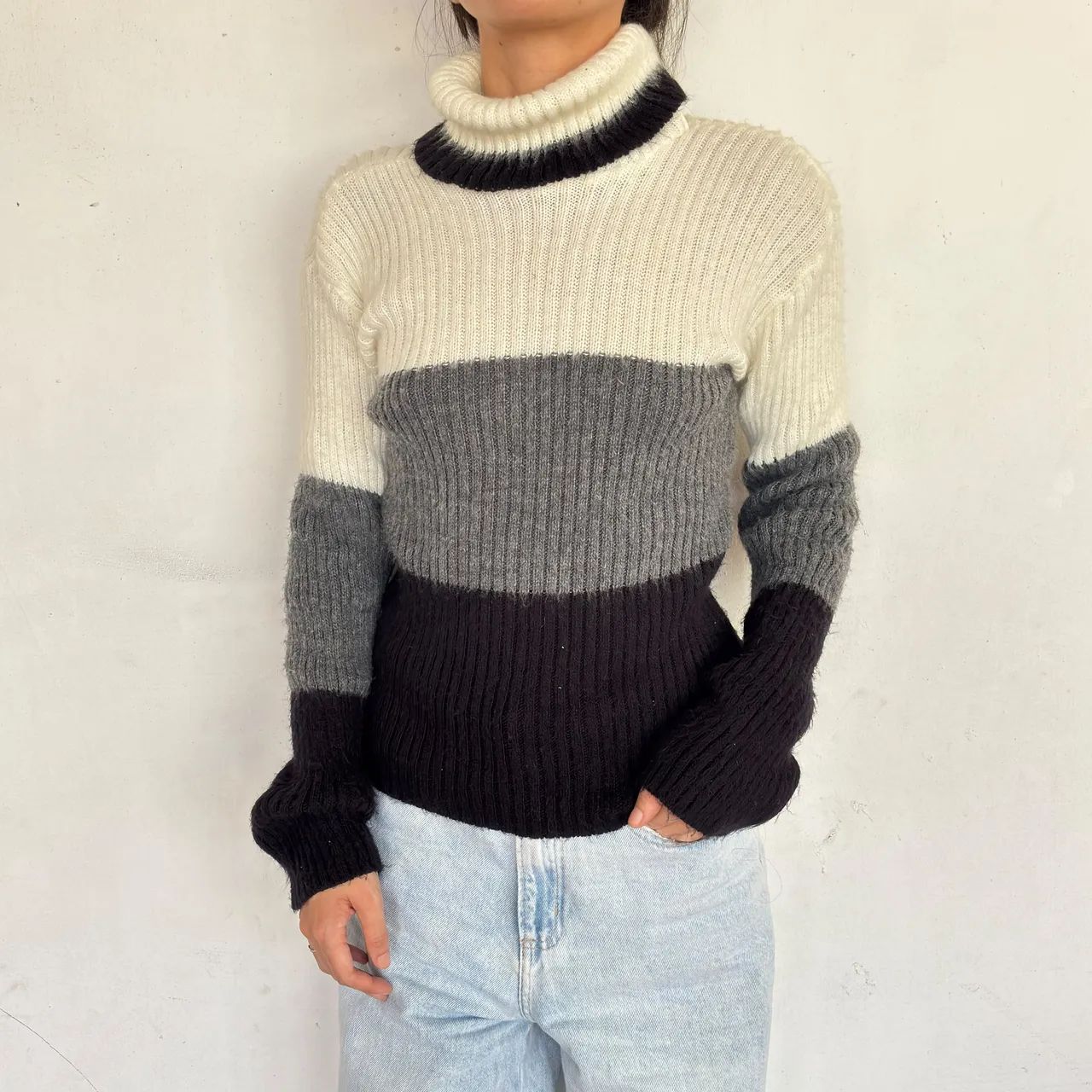 Sueter tricot gola alta 