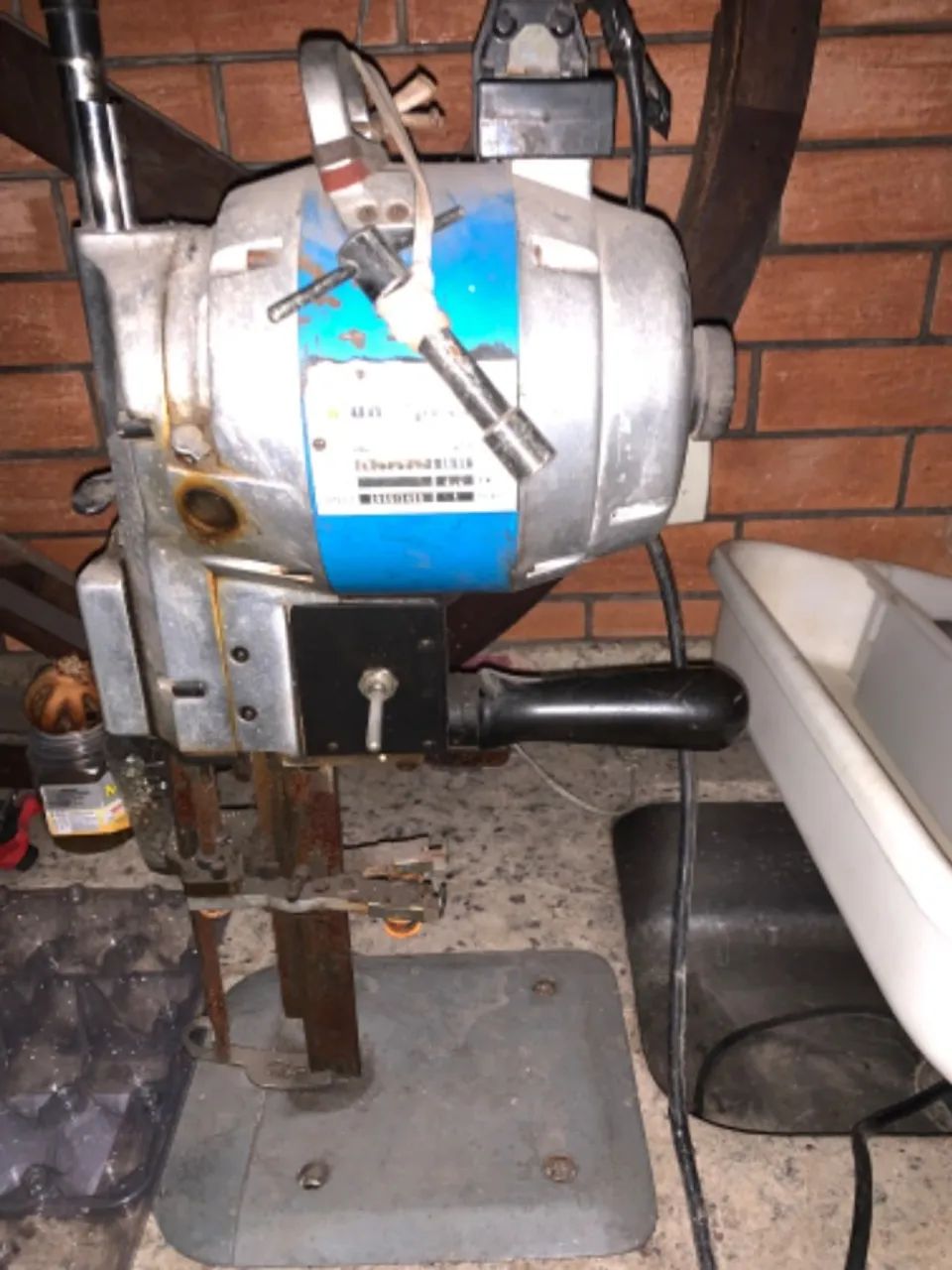 Máquina de Corte Industrial 