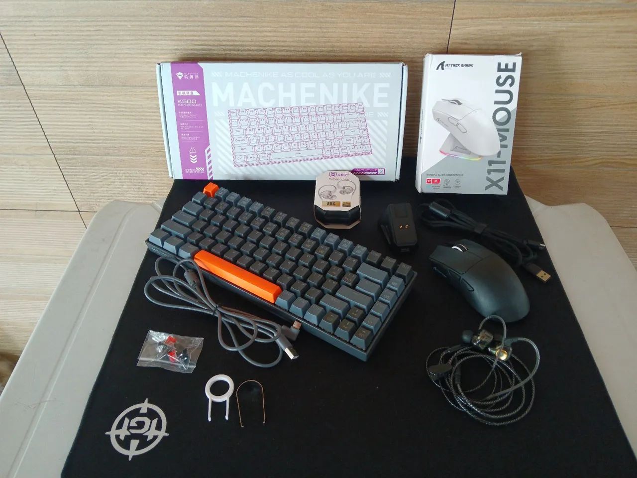 Kit Attack Shark x11, Teclado Machenike K500A-B84, Mousepad e fone QKZ ...