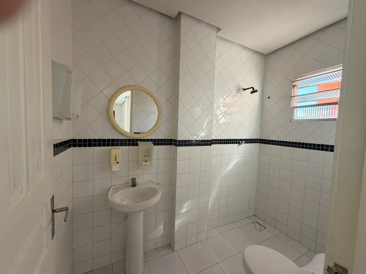 Sala Comercial Rua Para - Vieiralves - Foto 2