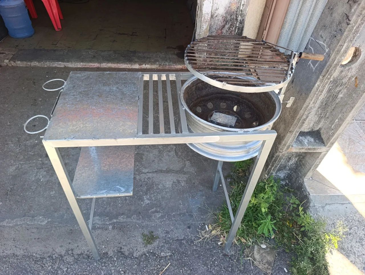 Vendo churrasqueira 