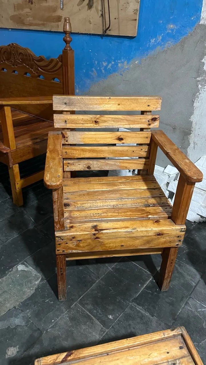 Jogo rústico de cadeiras e centro de mesa - madeira pura