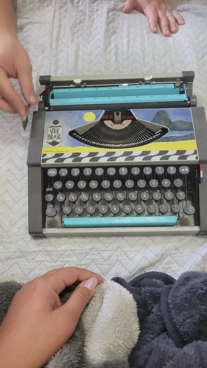 Máquina de escrever Olivetti  - Foto 2