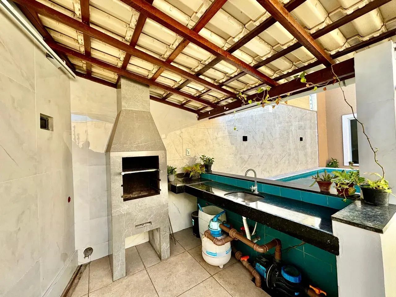 Casa Plana com 2 suítes e piscina na Praia de Lagoinha, com Placa Solar - Foto 3