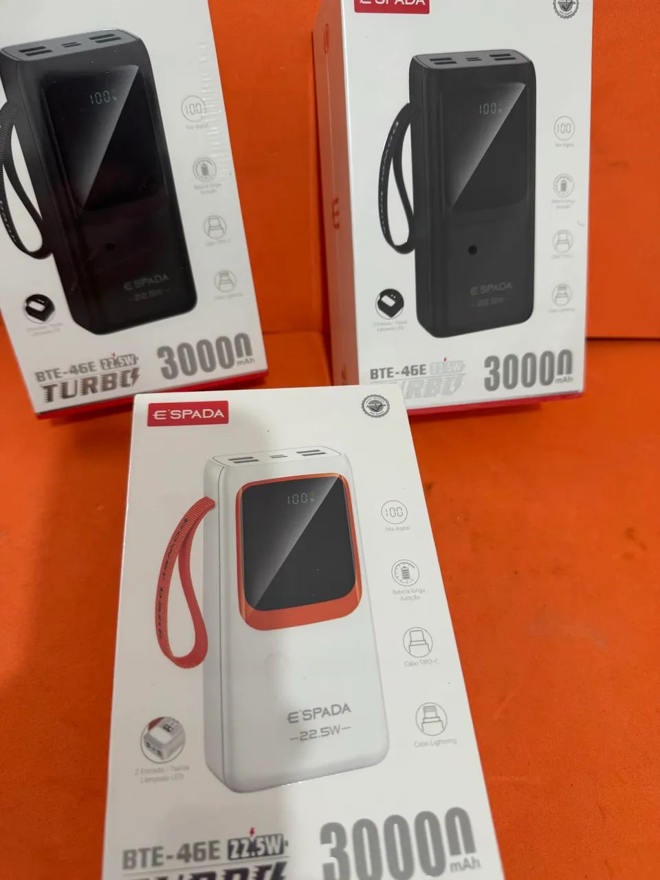 Power Bank 30.000 Wats cabos e leds  - Foto 3