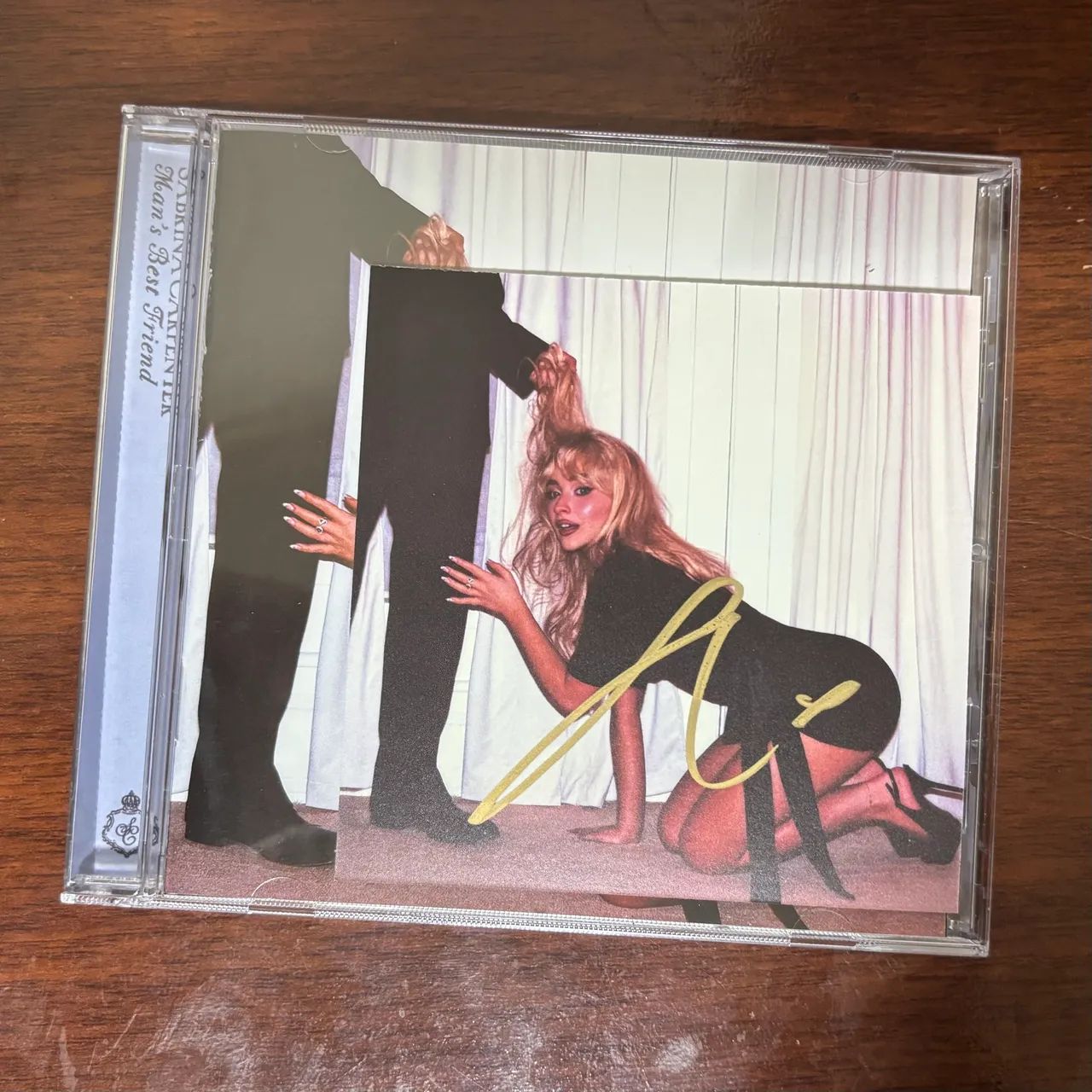 CD com Card Autografado - Man?s Best Friend - Sabrina Carpenter