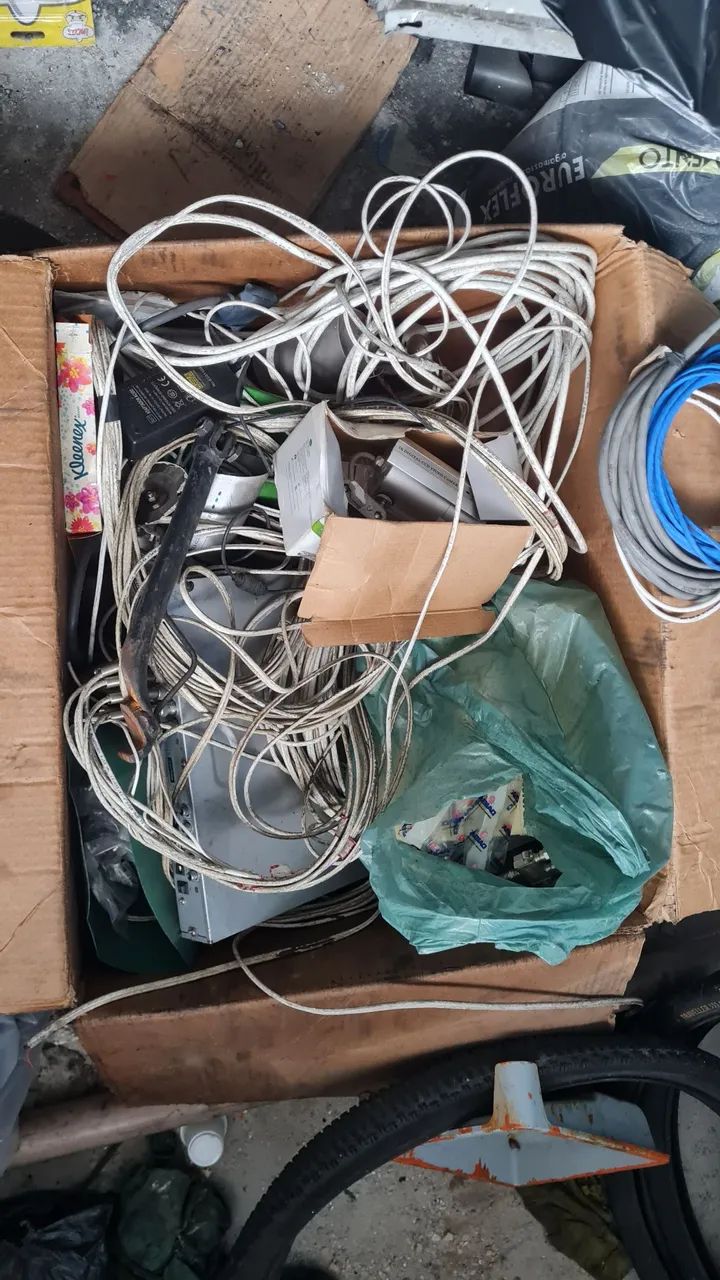 lote com equipamento de alarme