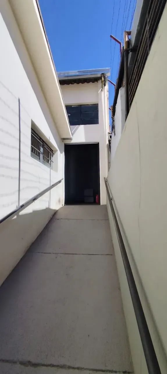 Galpão 106m² no bairro Carlos Prates. - Foto 4