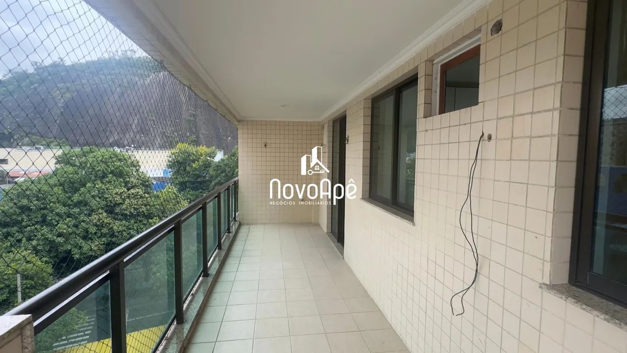 Cobertura duplex de 208 m² em rua tranquila na Tijuca