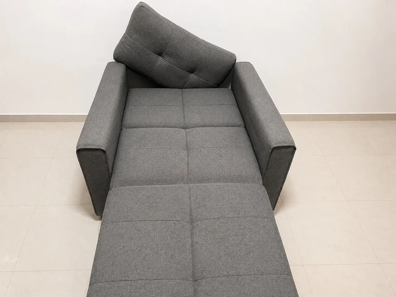 Sofá cama/ poltrona retrátil 