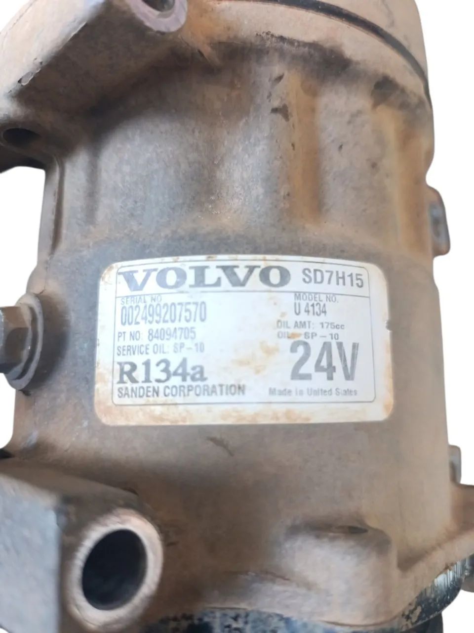 Compressor Ar Condicionado Volvo - Foto 4