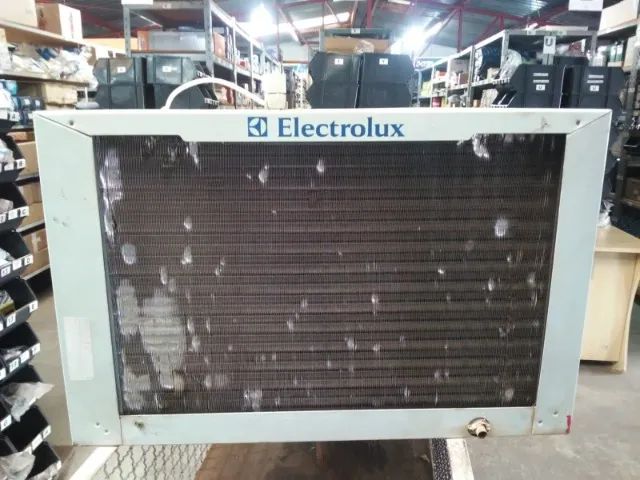 Ar Condicionado Janela Electrolux Cinza 220v (leia a Descrição) - Foto 3