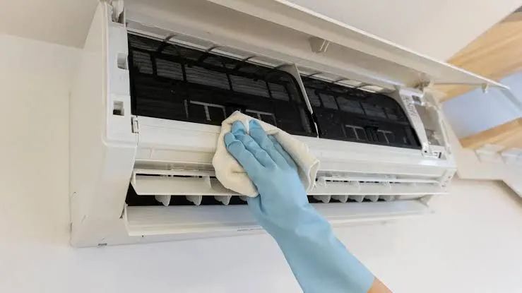 Limpeza interna do seu ar condicionado 