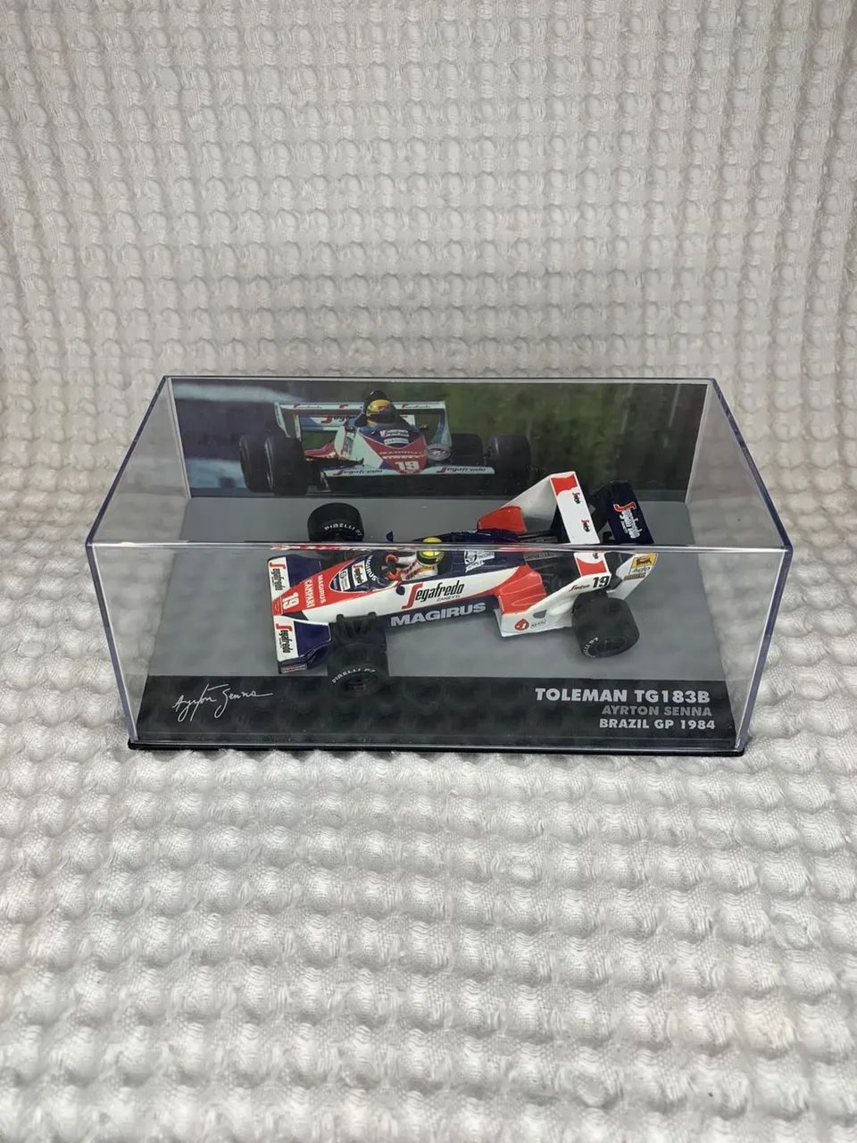 Minichamps 1/43 Toleman TG183B Senna - GP Brésil 1984 - Prévente, Neuf