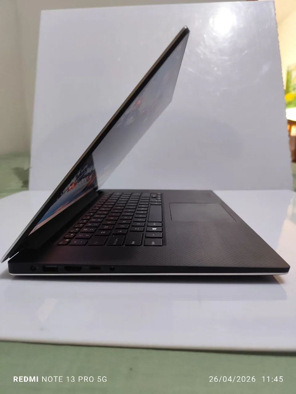 Notebook Workstation DELL Precision 5530 Intel Xeon 16GB RAM 512GB